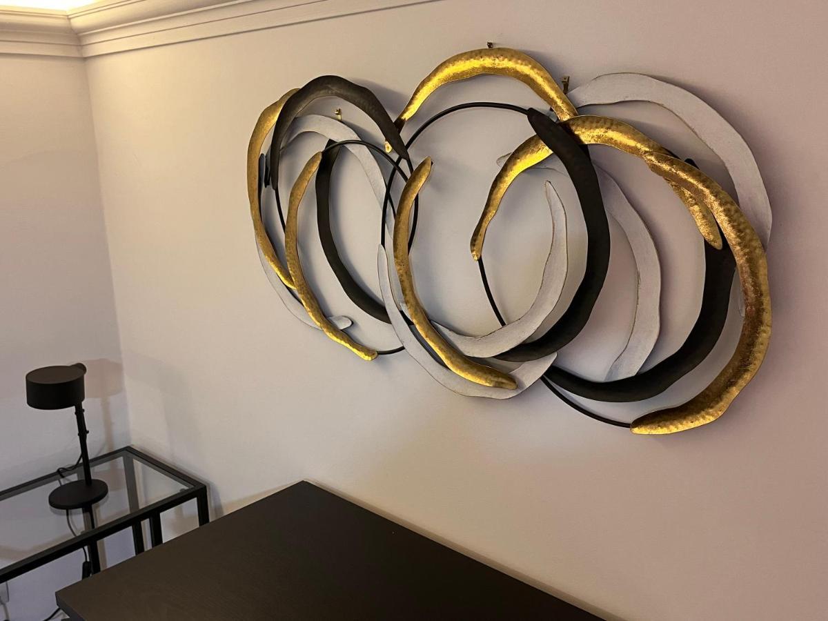 Goldcentral Apartment Akacfa Budapest Exteriör bild