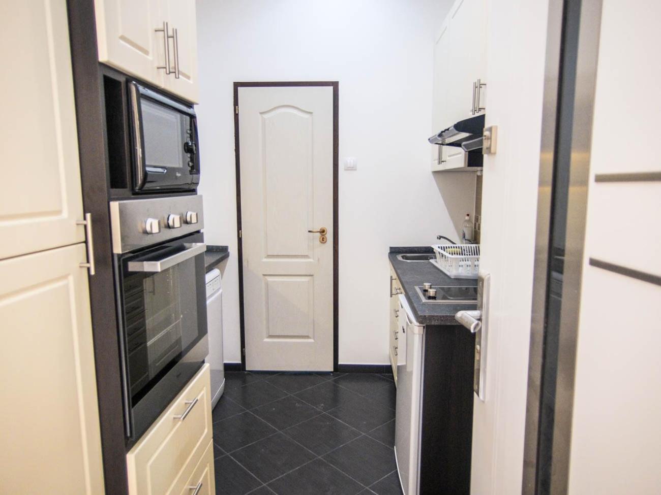 Goldcentral Apartment Akacfa Budapest Exteriör bild